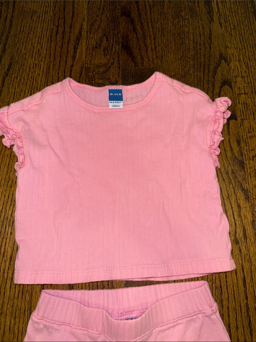 Old Navy Pink Ribbed Two-Piece Matching Set with Ruffle Sleeves - Picture 2 of 6